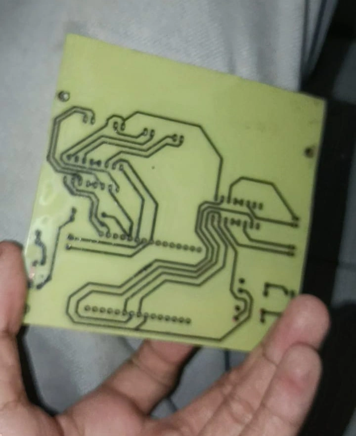 [EXPERIMENT] Manual Double-Layer PCB Fabrication Using Acetone Transfer and Ferric Chloride Etching